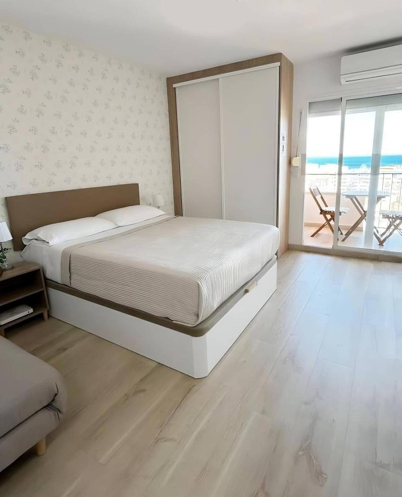 Apart With Swimming Pool Open All Year 贝纳尔马德纳 外观 照片